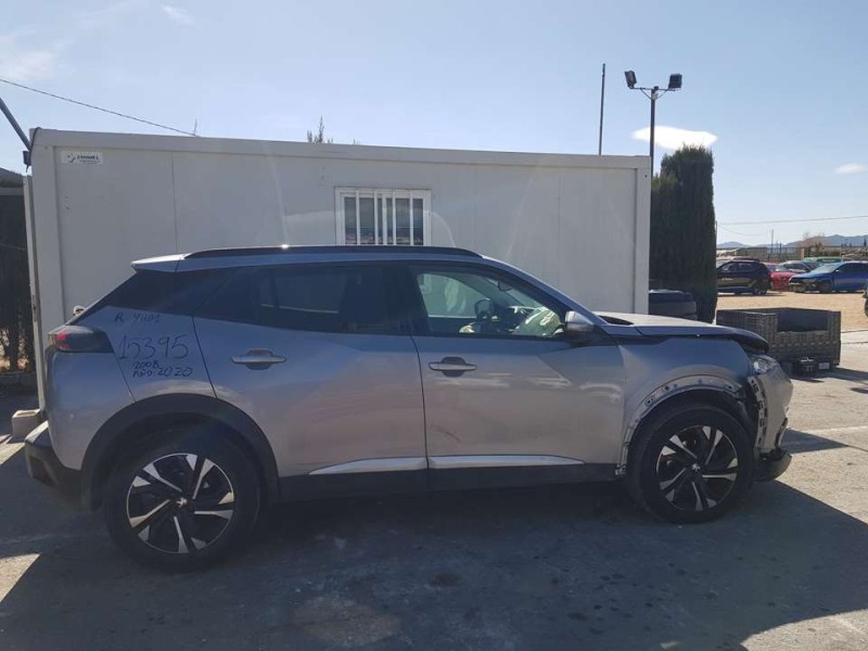 peugeot 2008 (p1) del año 2020