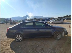 TOYOTA AVENSIS BERLINA (T25)