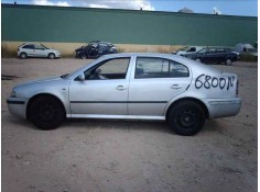 SKODA OCTAVIA BERLINA (1U2)