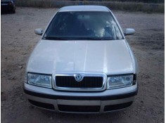 SKODA OCTAVIA BERLINA (1U2)