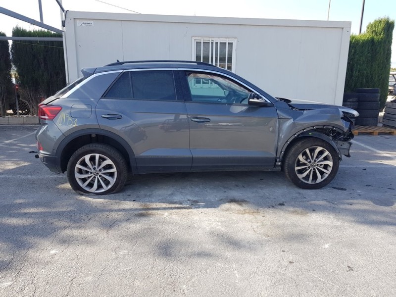 volkswagen t-roc del año 2022