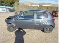 FIAT PUNTO BERLINA (188)
