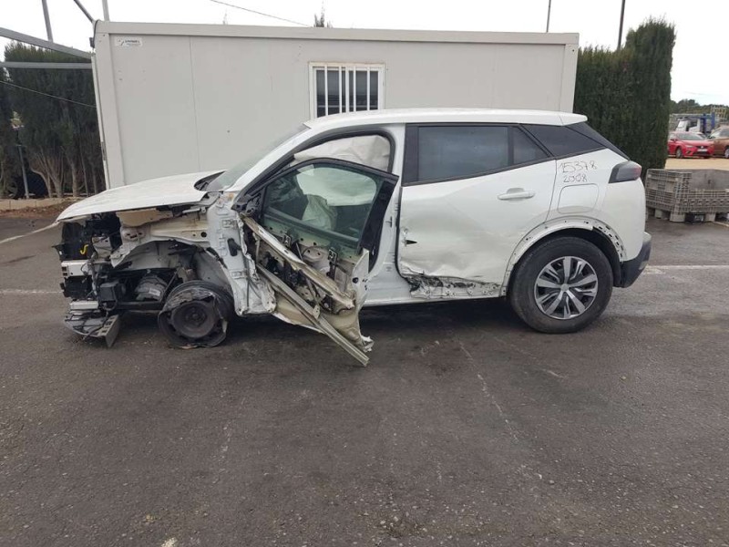 peugeot 2008 (p1) del año 2021