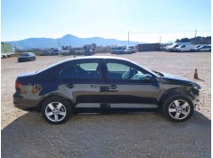 VOLKSWAGEN JETTA (163)