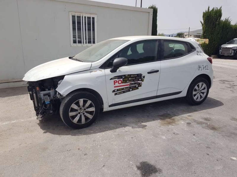 renault clio v del año 2021