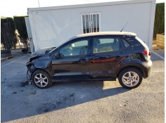 VOLKSWAGEN POLO (6R1)