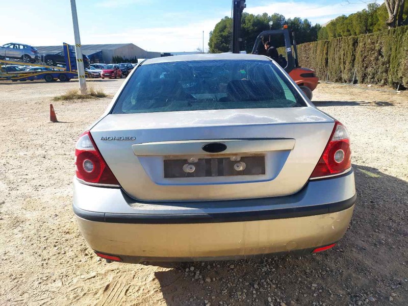 ford mondeo berlina (ge) del año 2006