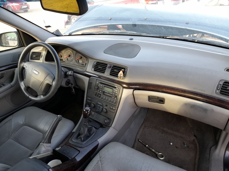 volvo s80 i (184) del año 2001