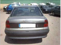 OPEL ASTRA F BERLINA