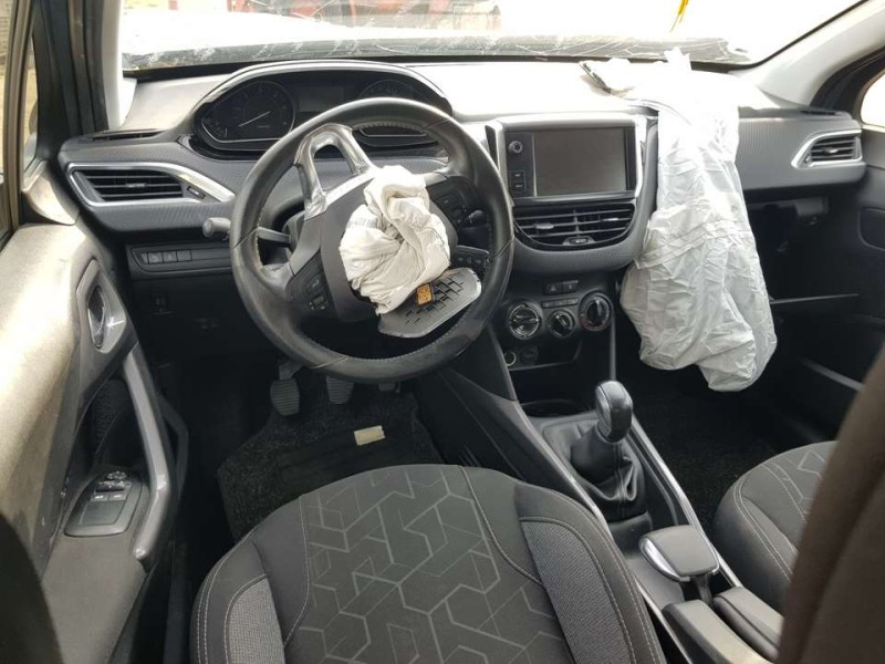 peugeot 2008 (--.2013) del año 2017