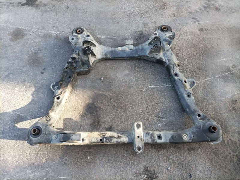 Recambio de puente delantero para lexus rx 400h referencia OEM IAM 5110048060  SINEMBLOCK TOCADOS