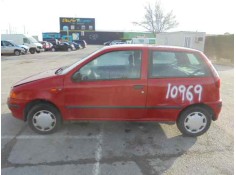 FIAT PUNTO BERLINA (176)