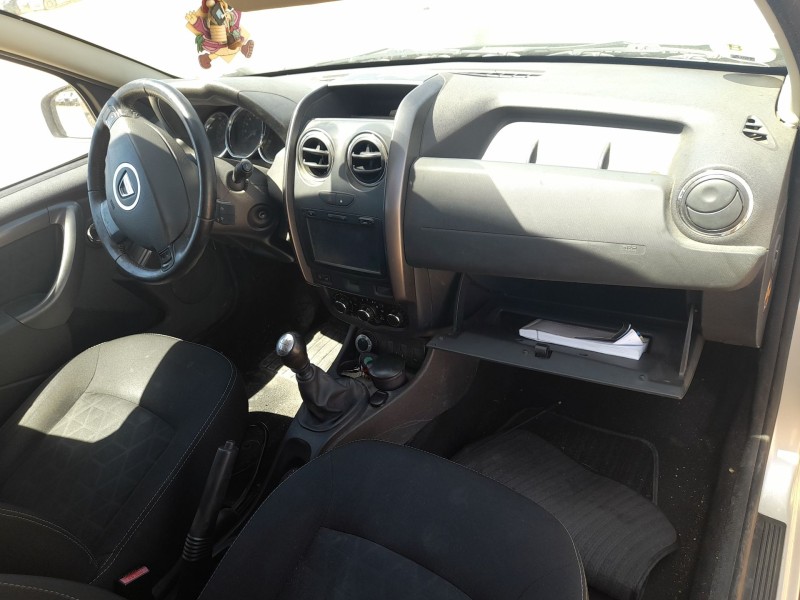 dacia duster (hs_) del año 2014