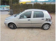 FIAT PUNTO BERLINA (188)
