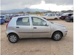 FIAT PUNTO BERLINA (188)