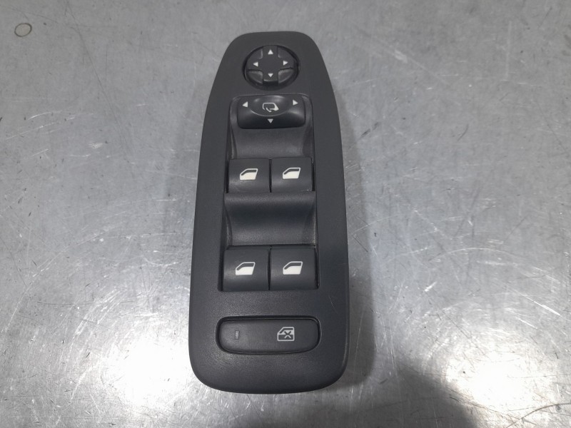 Recambio de mando elevalunas delantero izquierdo para peugeot 2008 i (cu_) 1.5 bluehdi 100 referencia OEM IAM 58242539ZD  