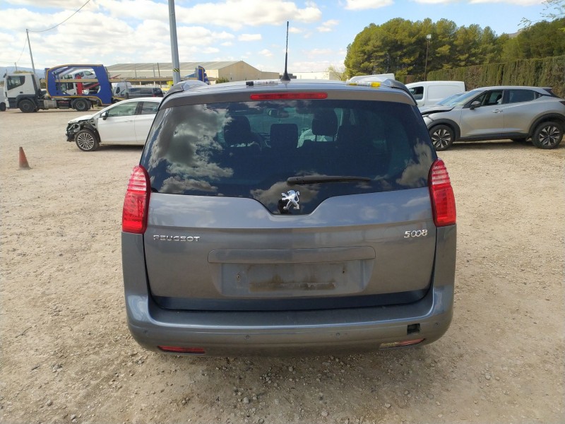peugeot 5008 (0u_, 0e_) del año 2011