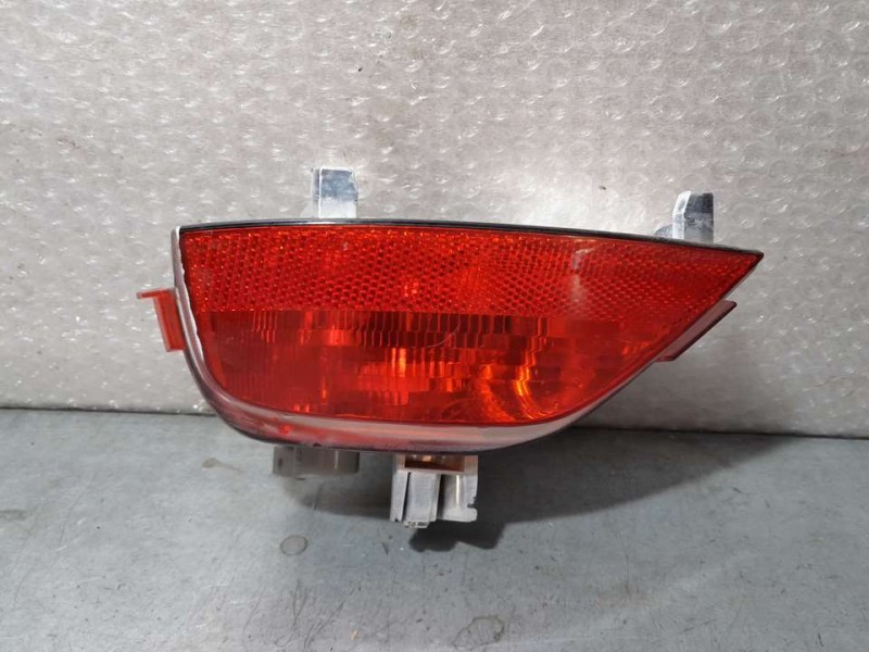 Recambio de piloto trasero izquierdo paragolpes para dacia sandero stepway referencia OEM IAM 0338900  