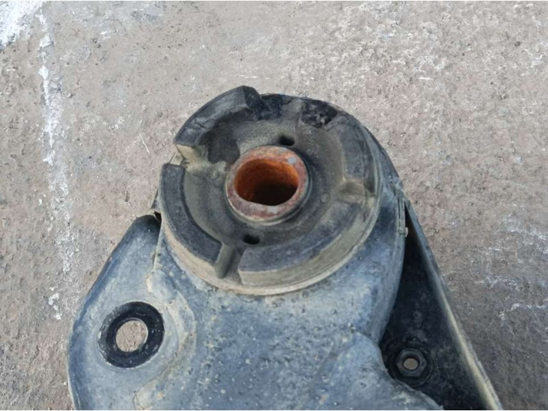 Recambio de puente delantero para lexus rx 400h referencia OEM IAM 5110048060  SINEMBLOCK TOCADOS