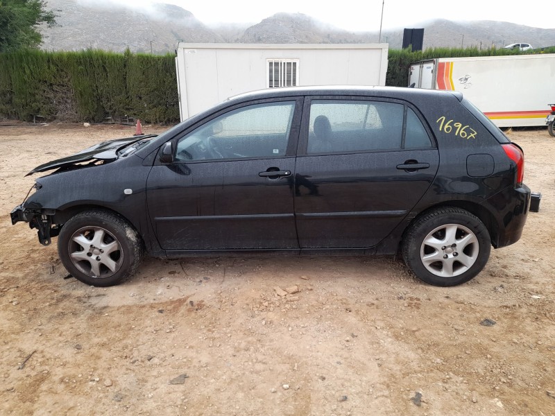 toyota corolla (_e12_) del año 2006