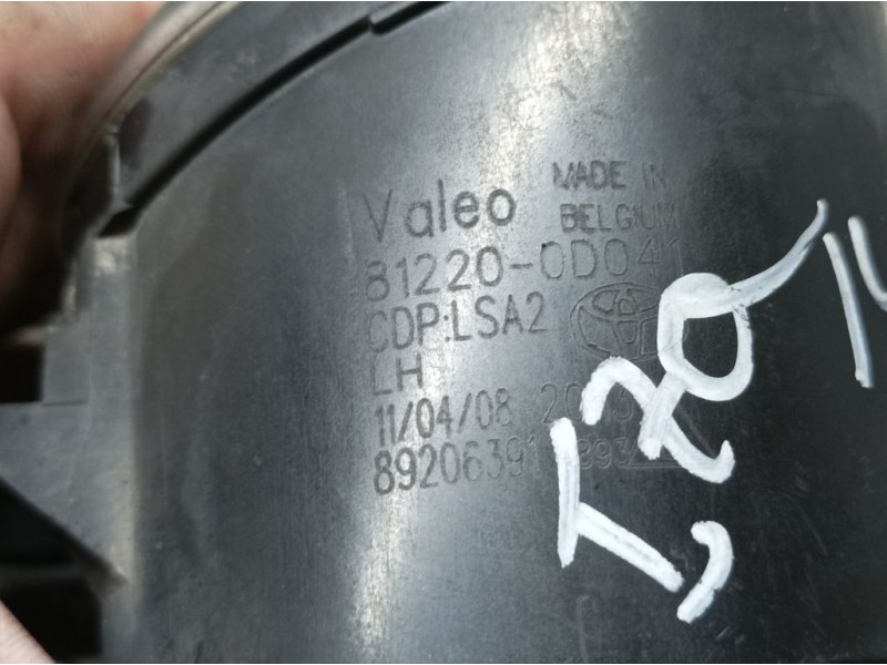 Recambio de faro antiniebla izquierdo para toyota avensis berlina (t25) 2.0 d4-d executive sedán (4-ptas) referencia OEM IAM 812