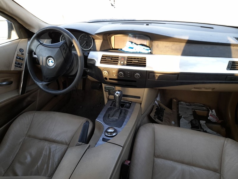 bmw 5 (e60) del año 2004