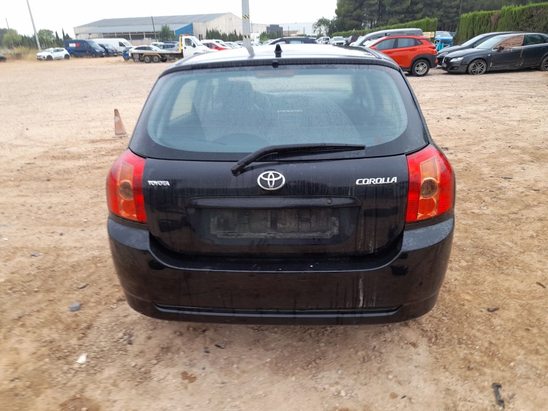 toyota corolla (_e12_) del año 2006