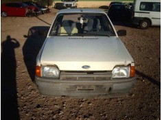 FORD ESCORT BERLINA