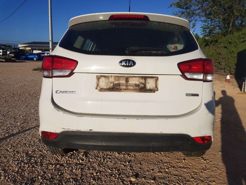kia carens ( ) del año 2014