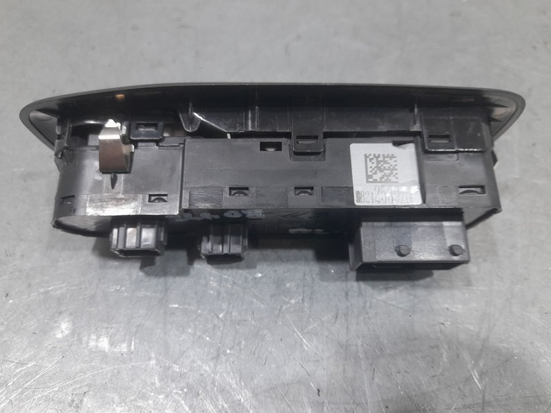 Recambio de mando elevalunas delantero izquierdo para peugeot 2008 i (cu_) 1.5 bluehdi 100 referencia OEM IAM 58242539ZD  