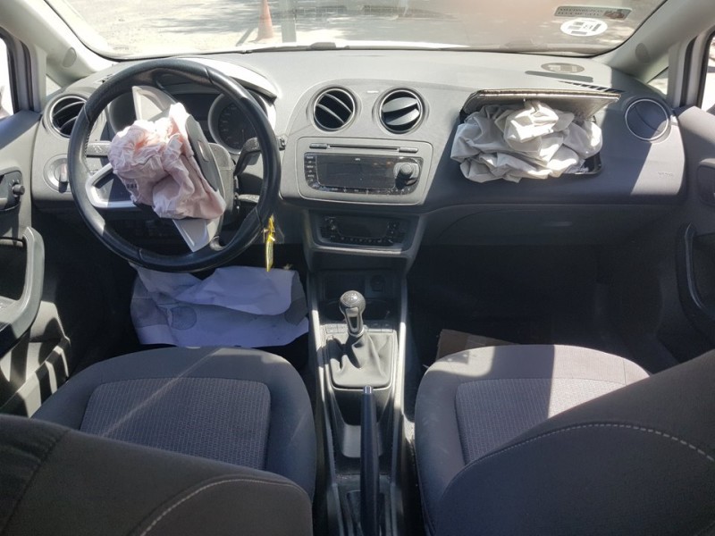 seat ibiza st (6j8) del año 2010