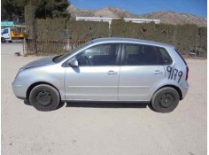VOLKSWAGEN POLO (9N1)