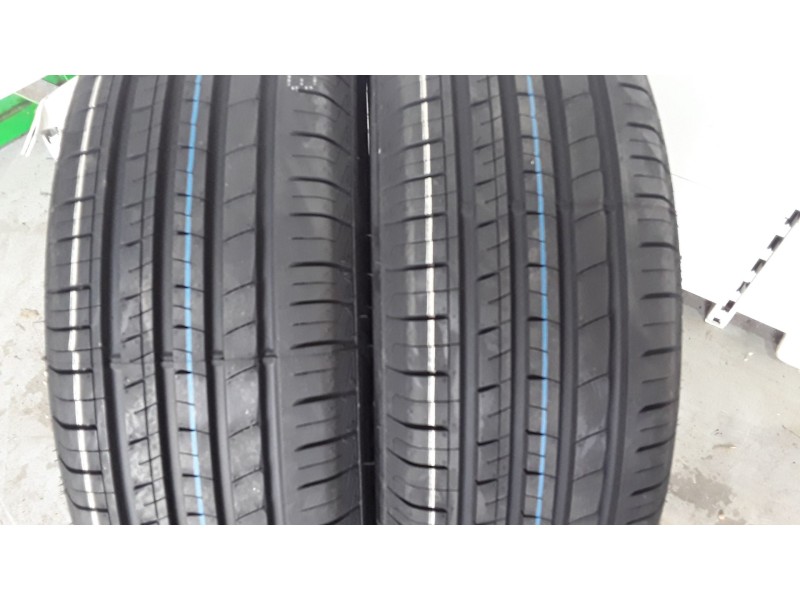 Recambio de neumatico pareja para neumaticos nuevos - referencia OEM IAM 205651594H LANVIGATOR 205/65/15/94H