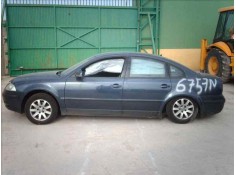 VOLKSWAGEN PASSAT BERLINA (3B3)