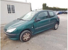 PEUGEOT 206 BERLINA