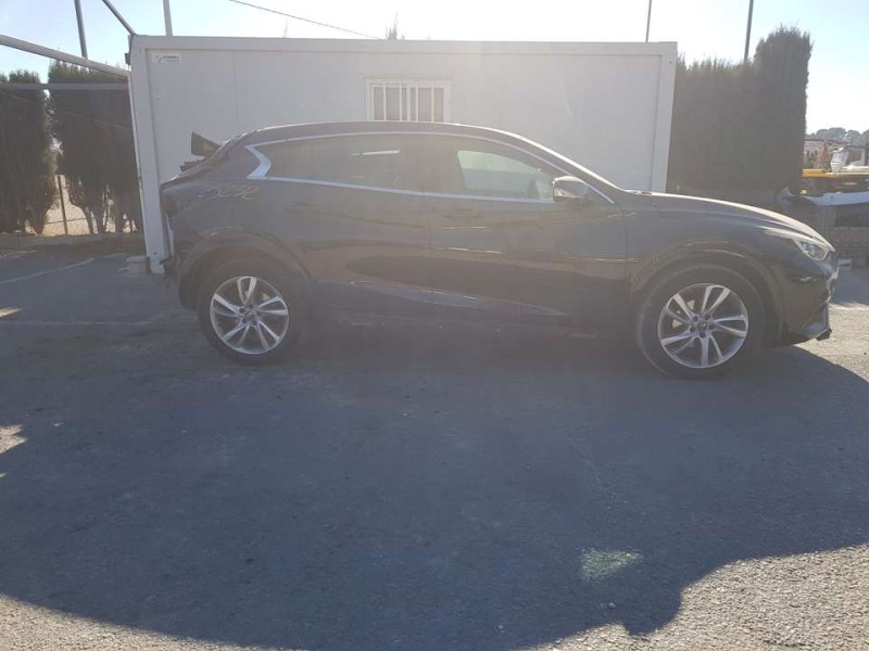 infiniti q30 del año 2018