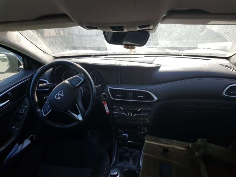 infiniti q30 del año 2018