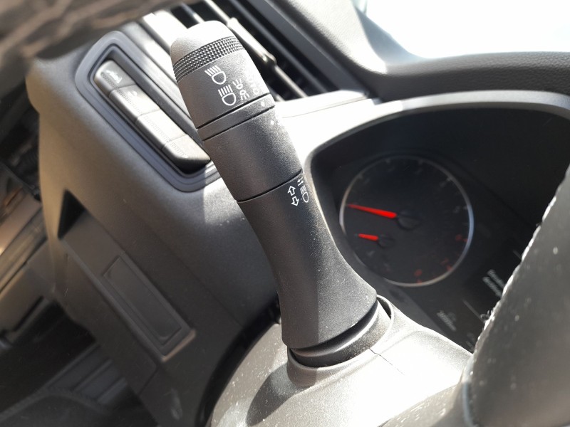 Recambio de mando luces y limpia para renault captur ii (hf_) tce 140 (hfn0) referencia OEM IAM 255678675R  