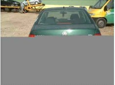 VOLKSWAGEN BORA BERLINA (1J2)