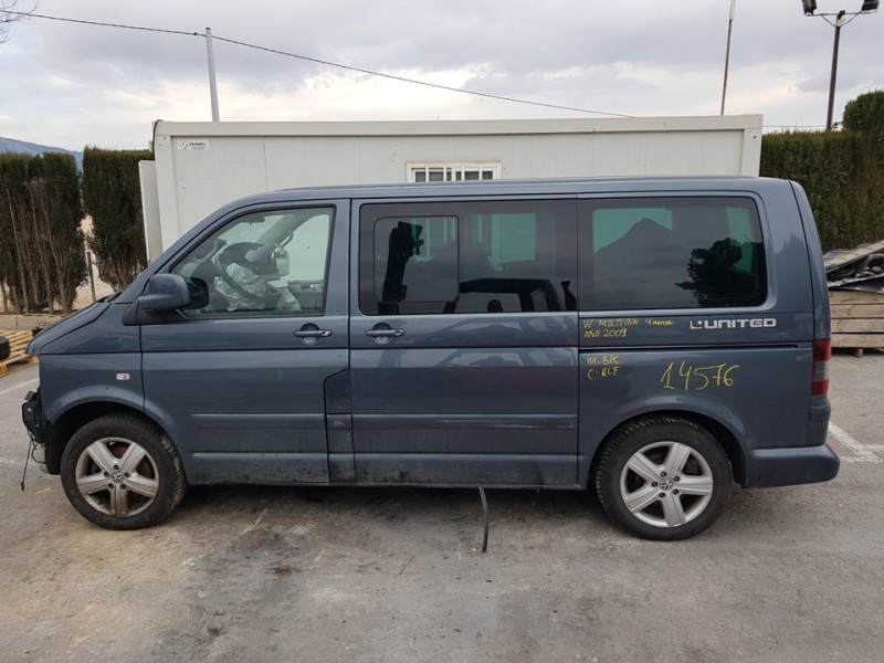 volkswagen t5 transporter/furgoneta del año 2009