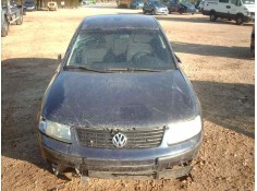 VOLKSWAGEN PASSAT BERLINA (3B2)