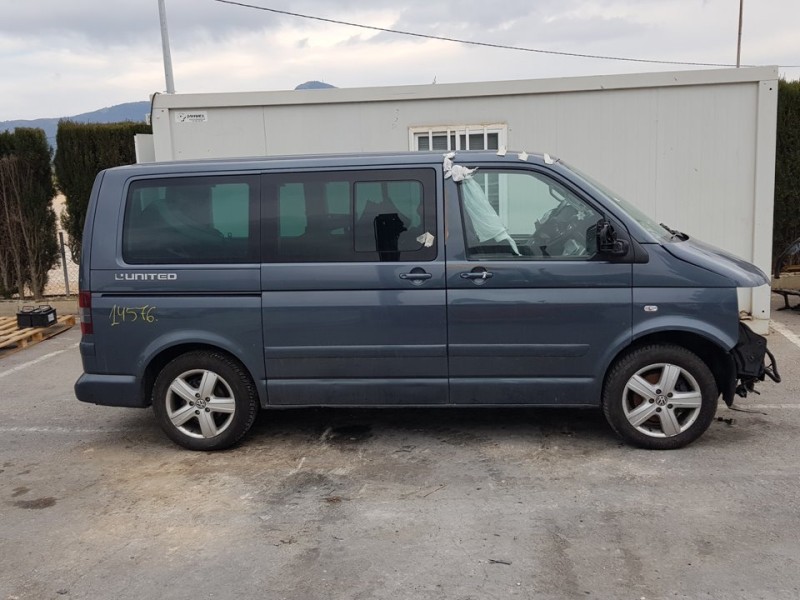 volkswagen t5 transporter/furgoneta del año 2009