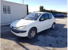 PEUGEOT 206 BERLINA