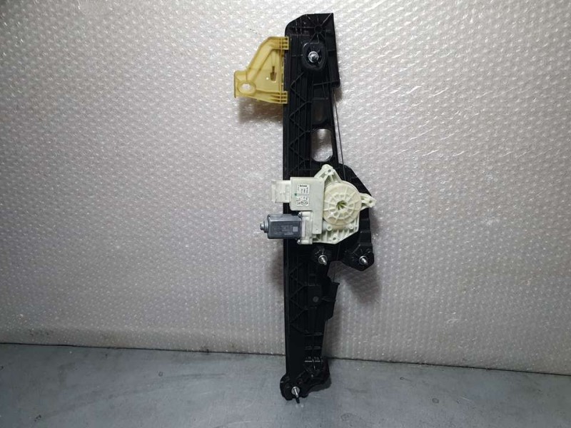 Recambio de elevalunas delantero derecho para renault captur ii equilibre referencia OEM IAM 807203293R BROSE ELECTRICO 6 PINES