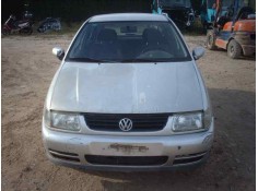 VOLKSWAGEN POLO BERLINA (6N1)