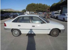 OPEL ASTRA F BERLINA