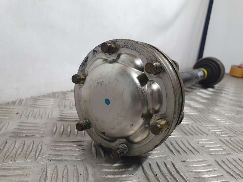 Recambio de transmision trasera izquierda para ssangyong rodius xdi referencia OEM IAM 5X06HAR 0061877 