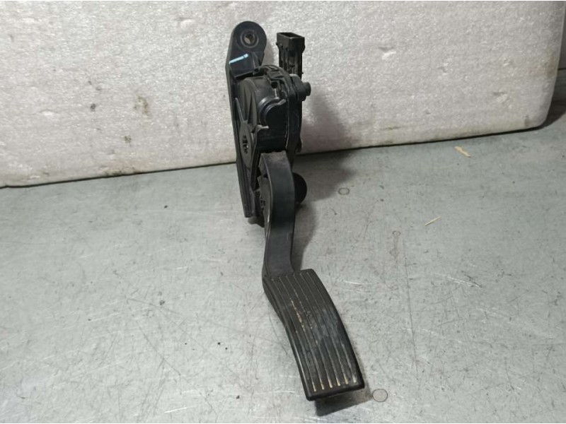 Recambio de potenciometro pedal para hyundai i20 active trend referencia OEM IAM 1S000  