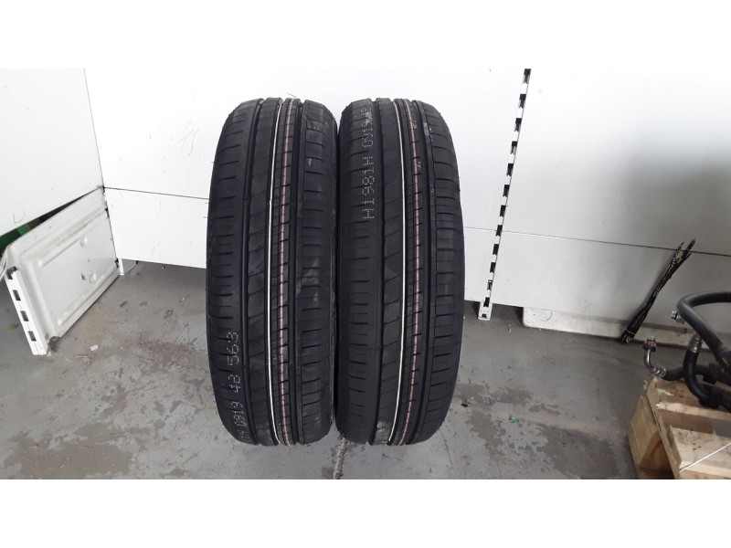 Recambio de neumatico pareja para neumaticos nuevos - referencia OEM IAM 185651588H LANVIGATOR 185/65/15/88H