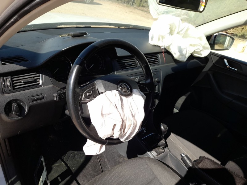 skoda rapid (nh3, nk3, nk6) del año 2013